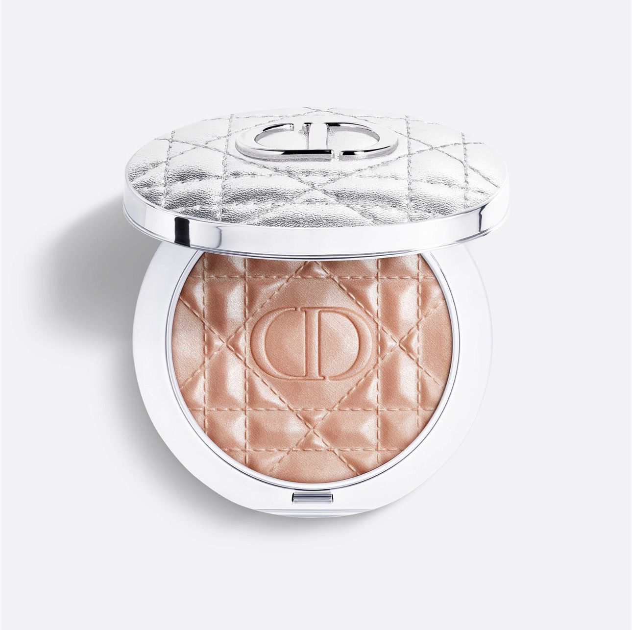 Dior Forever Glow Luminizer – Radiance-Boosting Highlighter