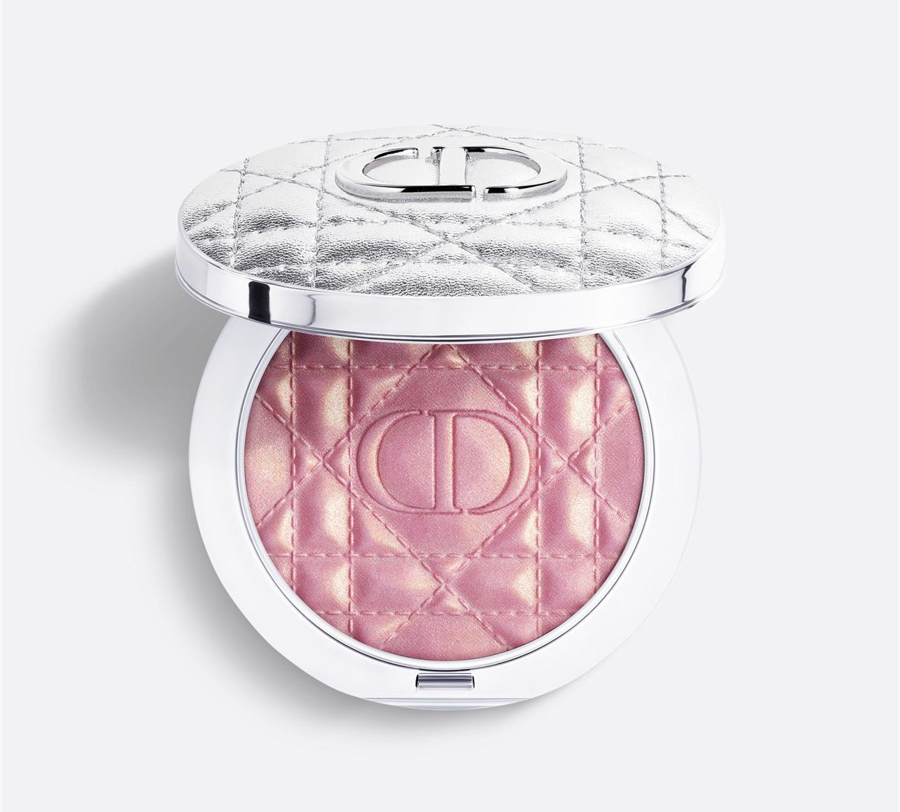 Dior Forever Glow Luminizer – Radiance-Boosting Highlighter